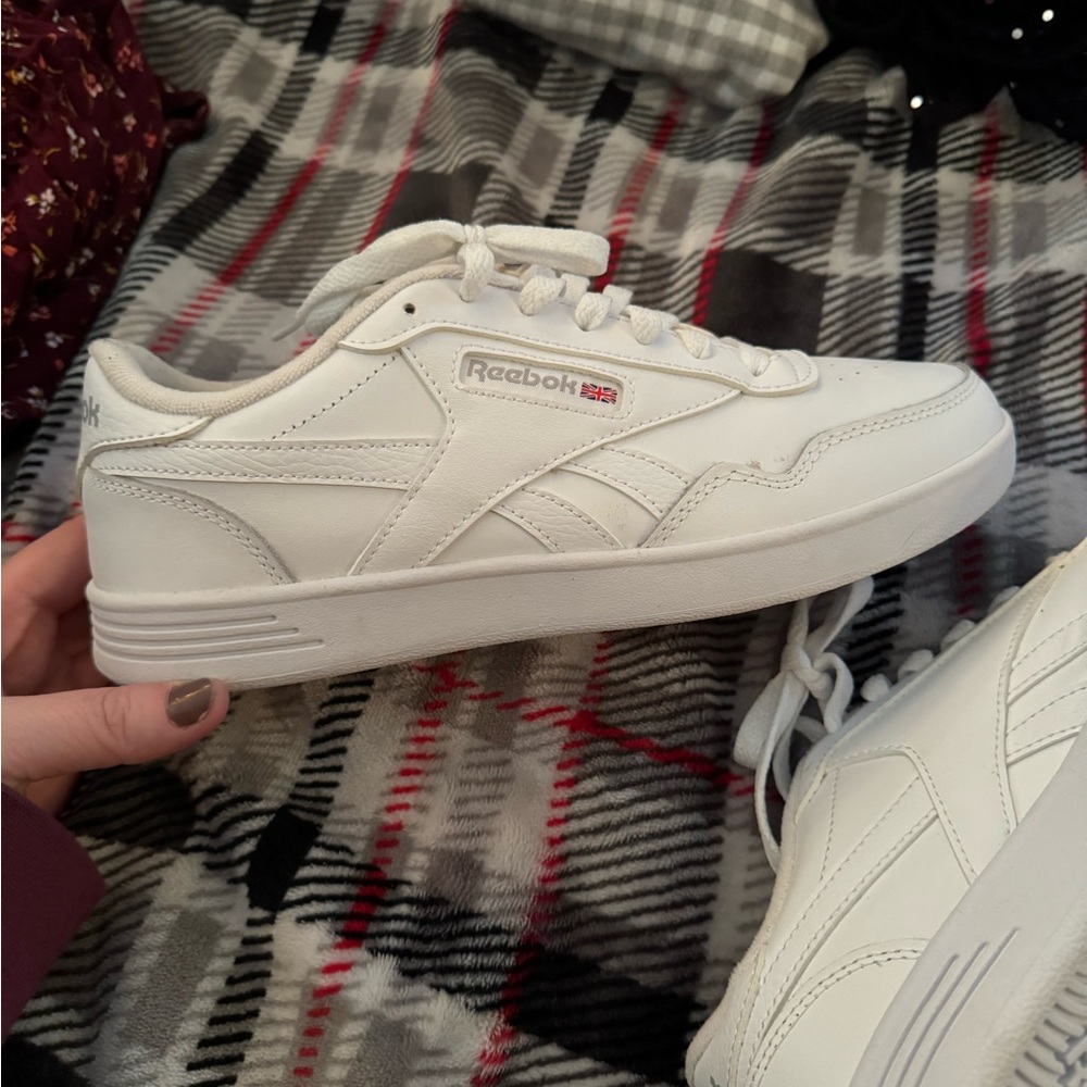 REEBOK Club Memory Tech Insoles White Athletic Sneakers